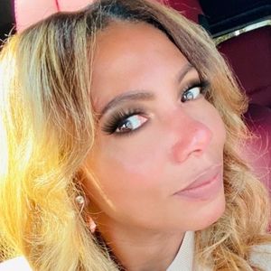 Meet your Posher, Posh